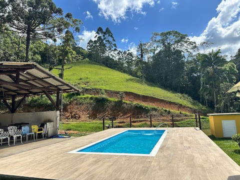 Country House with Pool and air conditioning/ ideal for families