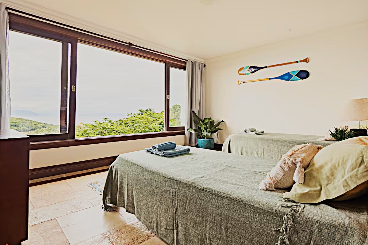 Apartman 3 s pogledom na ocean.