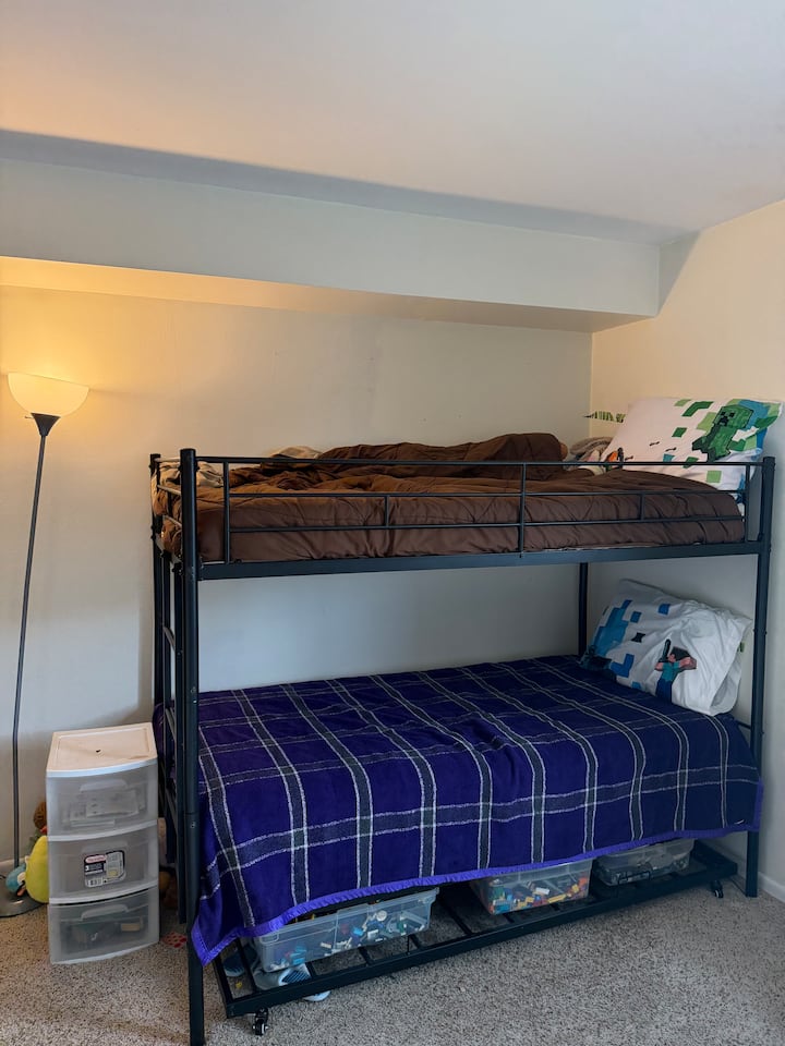 غرفة النوم 2