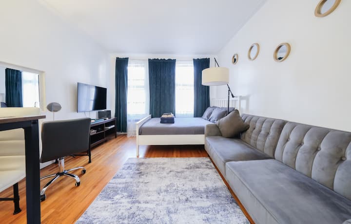 Chic & Bright Apt On Ues Close To Central Park - New York