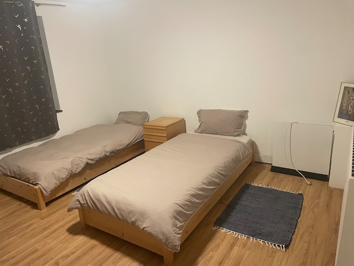 საძინებელი 1