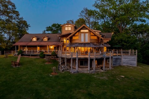 The Lodge of McClemore's Cove