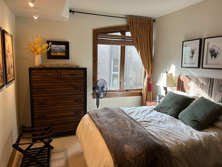 غرفة النوم 1