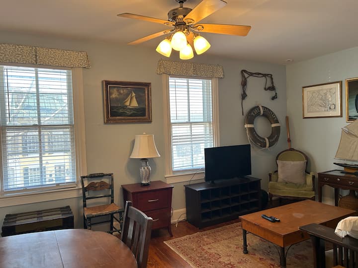 Nautical Apartment, Heart Of Old Town Alexandria - Huntington, VA
