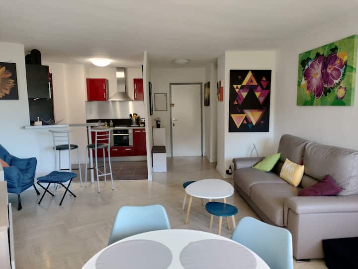 Piscine Terrasse Calme Et Verdure, Proche Plage - Mougins