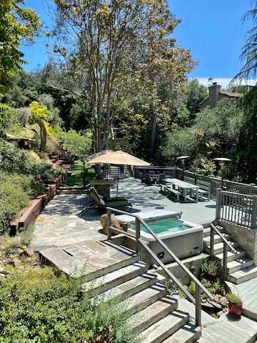 Malibu Canyon Beautiful English Country Retreat