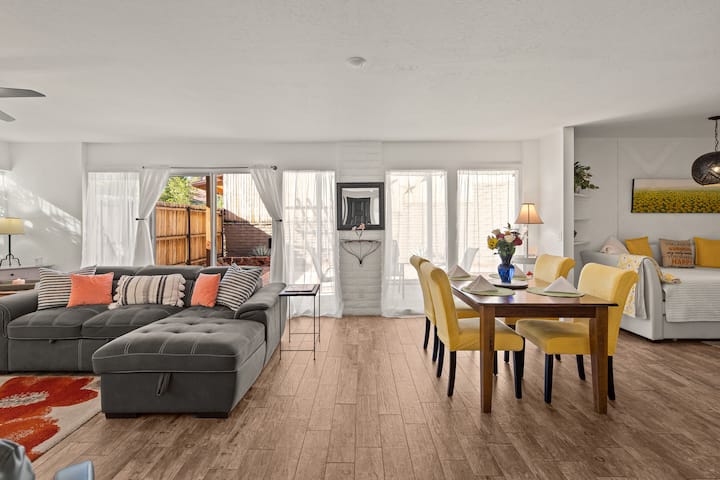 5 Min Walk To Uptown | Views + Pet Yard - Sedona, AZ