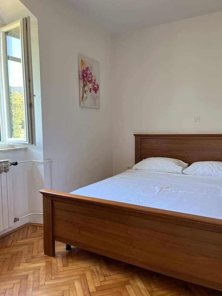 прва спална соба