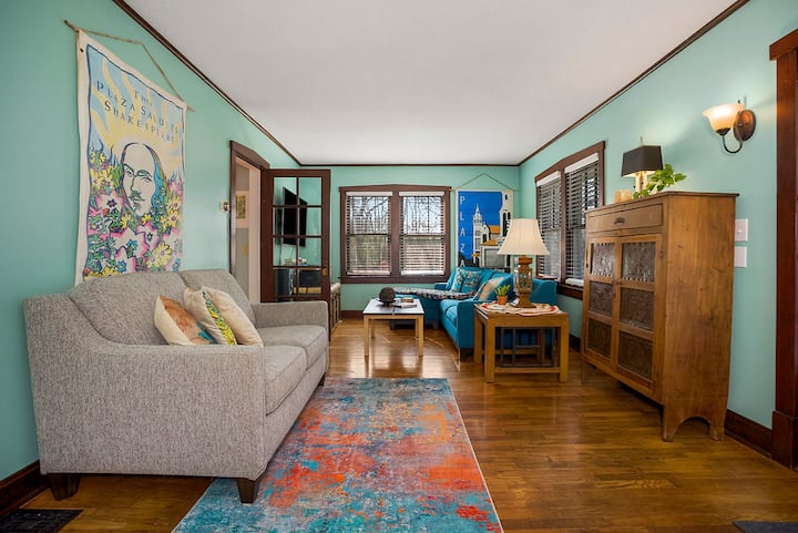 Cozy Private House- World Cup Retreat + Parking - Kansas City, KS