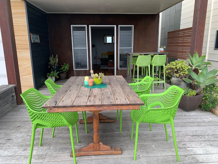 Beachfront 2 Bedroom Guest Suite - Australia