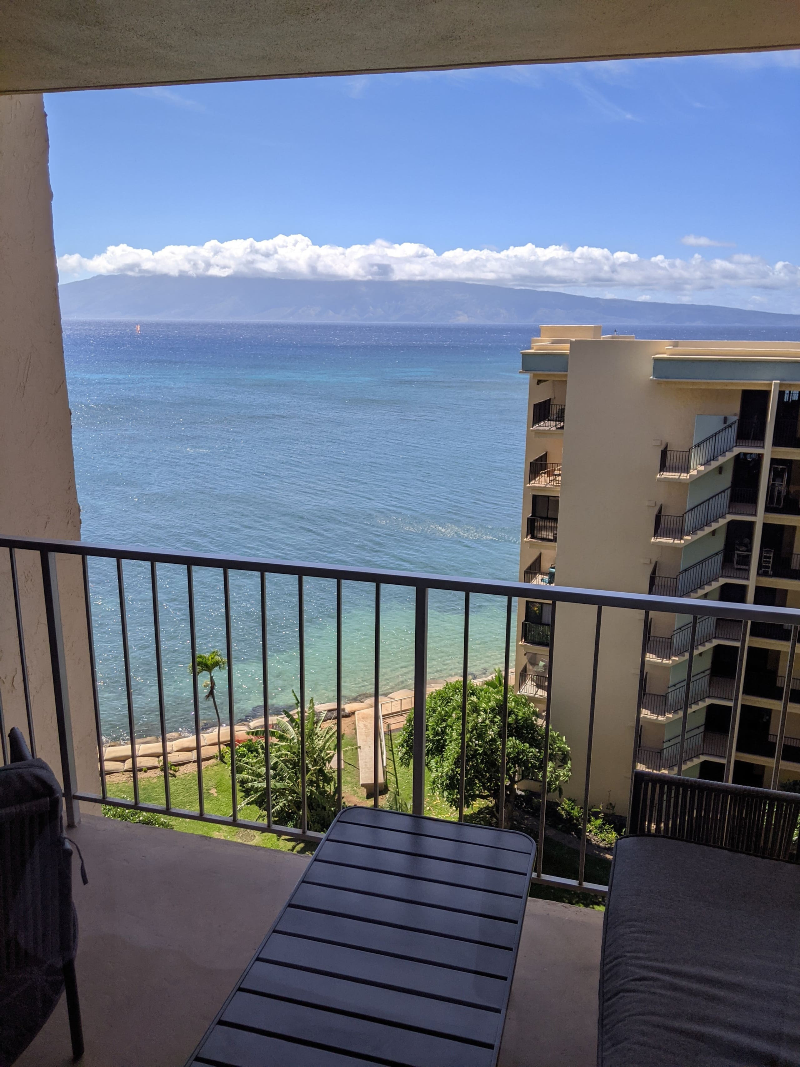 Condo in Lahaina · ★4.93 · Studio · 2 beds · 1 bath - Image 20