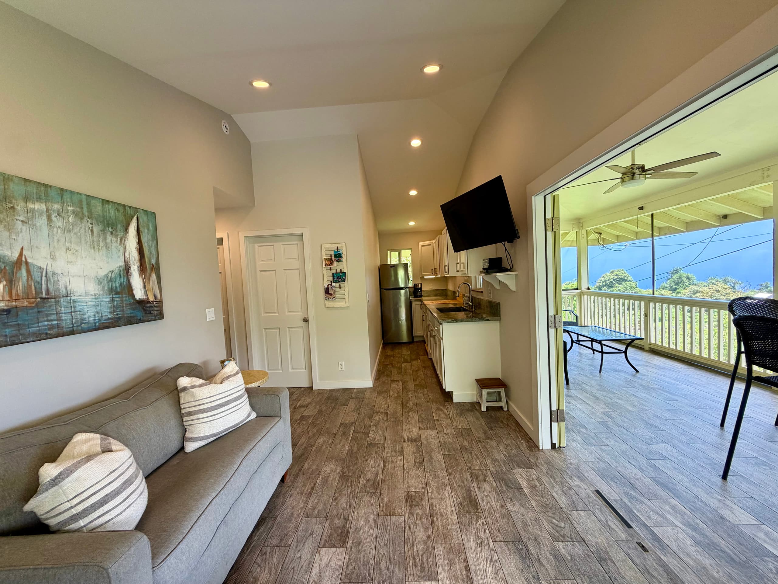 Kona Coffee Guesthouse- Tranquility w ocean views! - Image 25