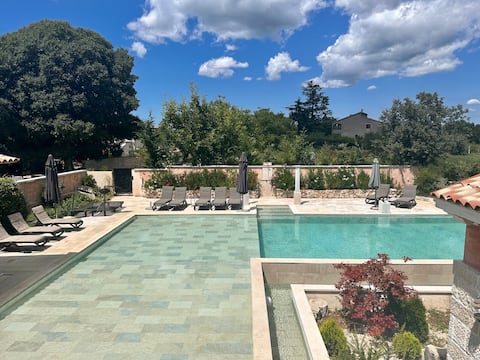 Villa Diva, unique and stylish,150m2 swimming pool