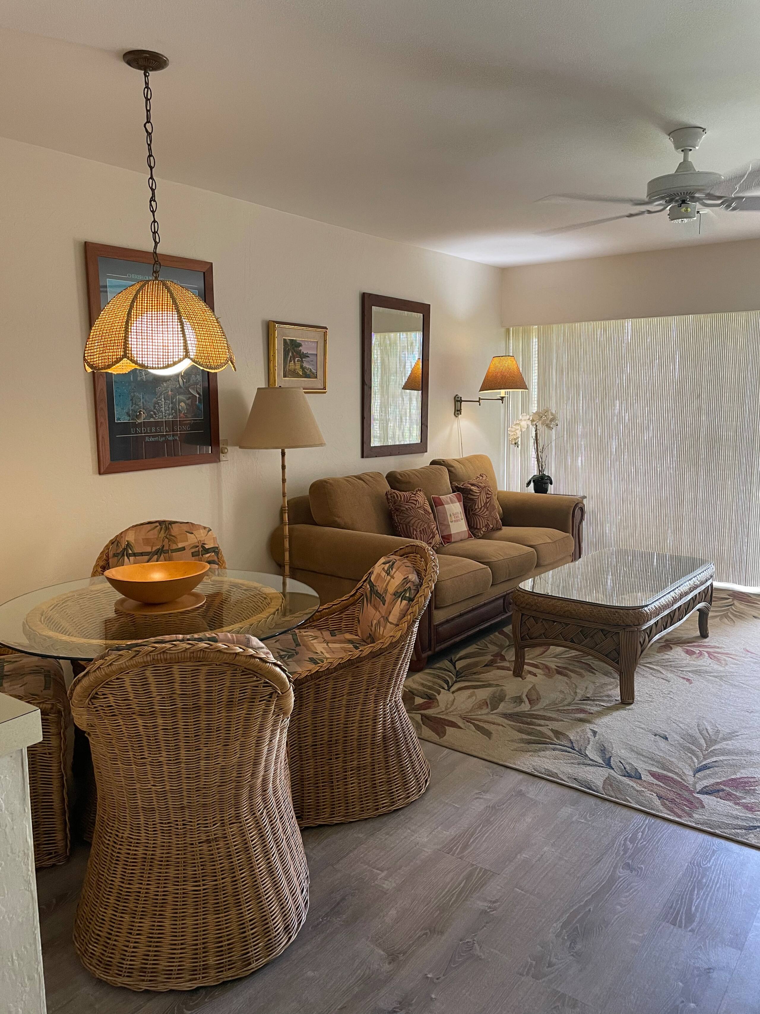 Hawaiian-style 1 BR Condo - steps from the beach! - Image 2