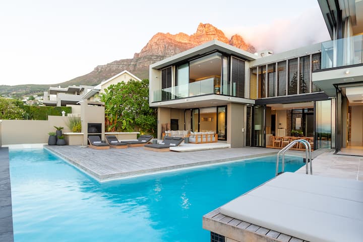 Serenity 18 Ronald Road Camps Bay (Views & Solar)
