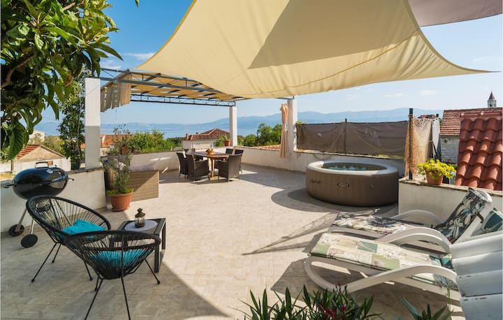 Amazing Apartment In Mirca With House Sea View - Croatia