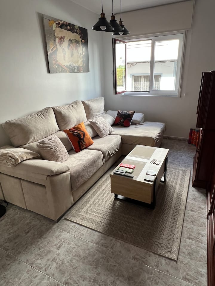All Bills Included: Terrace, Parking & Fast Wifi - Santiago de Compostela