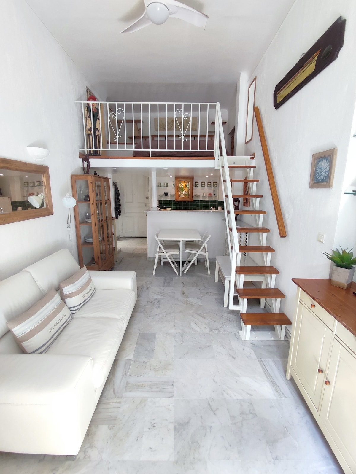 Дневна соба