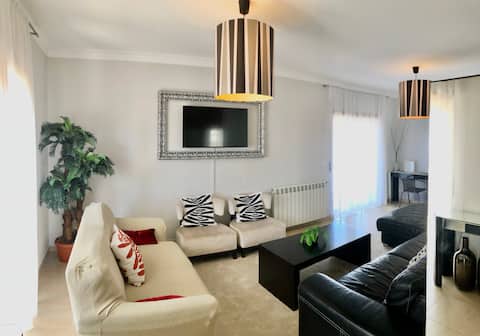 Top performing Airbnb: Villa Jacinto - NEW, Spacious and Comfortable in Caldas Da Rainha