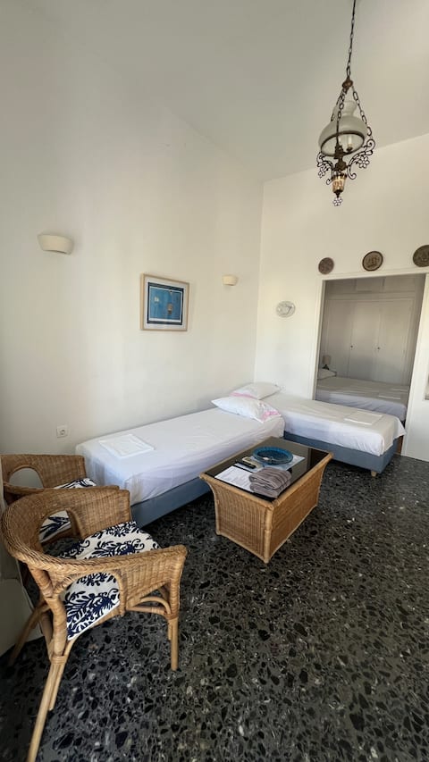 Top Airbnb: Jason's Apartments 2 Paroikia, Paros in Περιφερειακή Ενότητα Πάρου