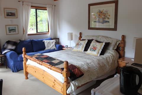 Top performing Airbnb: A warm welcome awaits in Saltspring Island