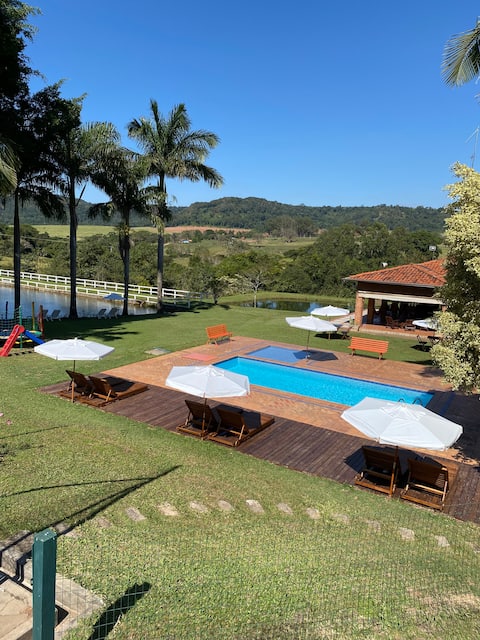 Farm, Heated Pool, B Tennis, Fishing, Horse, Grill