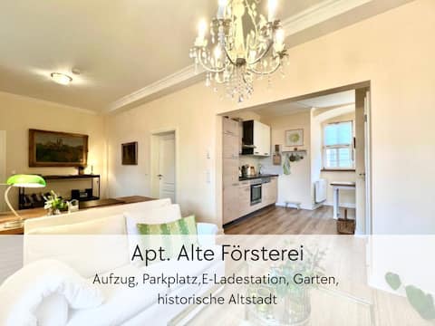 Alte Försterei apartment: with elevator, parking, garden