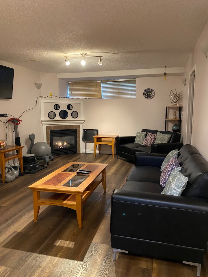 New Abasand Basement Suite Fully Furnished 3 Rooms - Fort McMurray