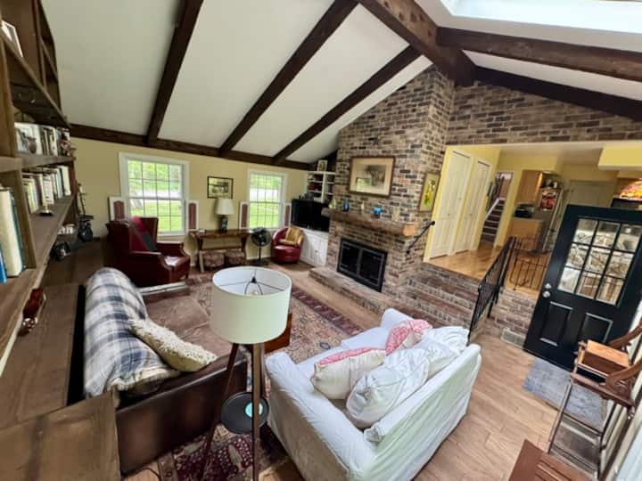 Visit Your Mu Student In Style! 1 Mile From Uptown - Hueston Woods State Park, College Corner