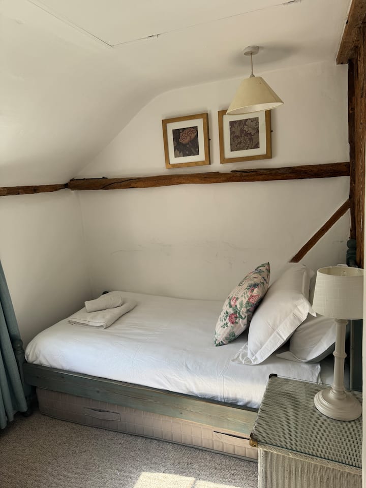 საძინებელი 3