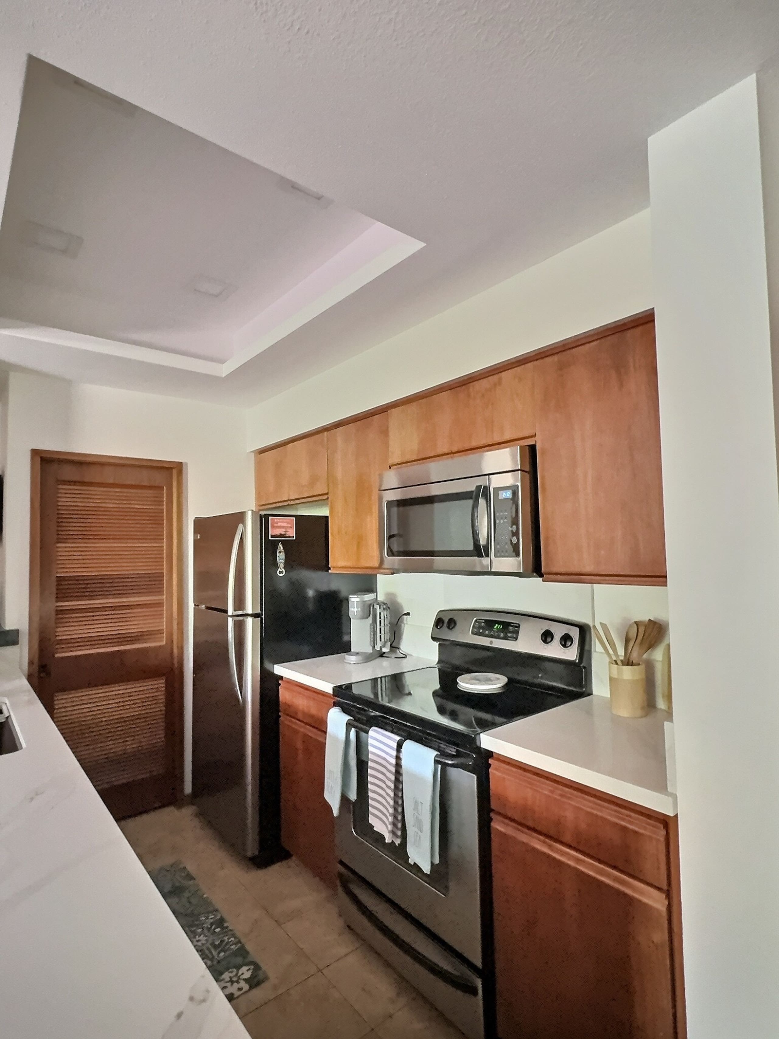 Great 2BR/1.5BA Ground Floor Near A-Bay & Shops - Photo 7