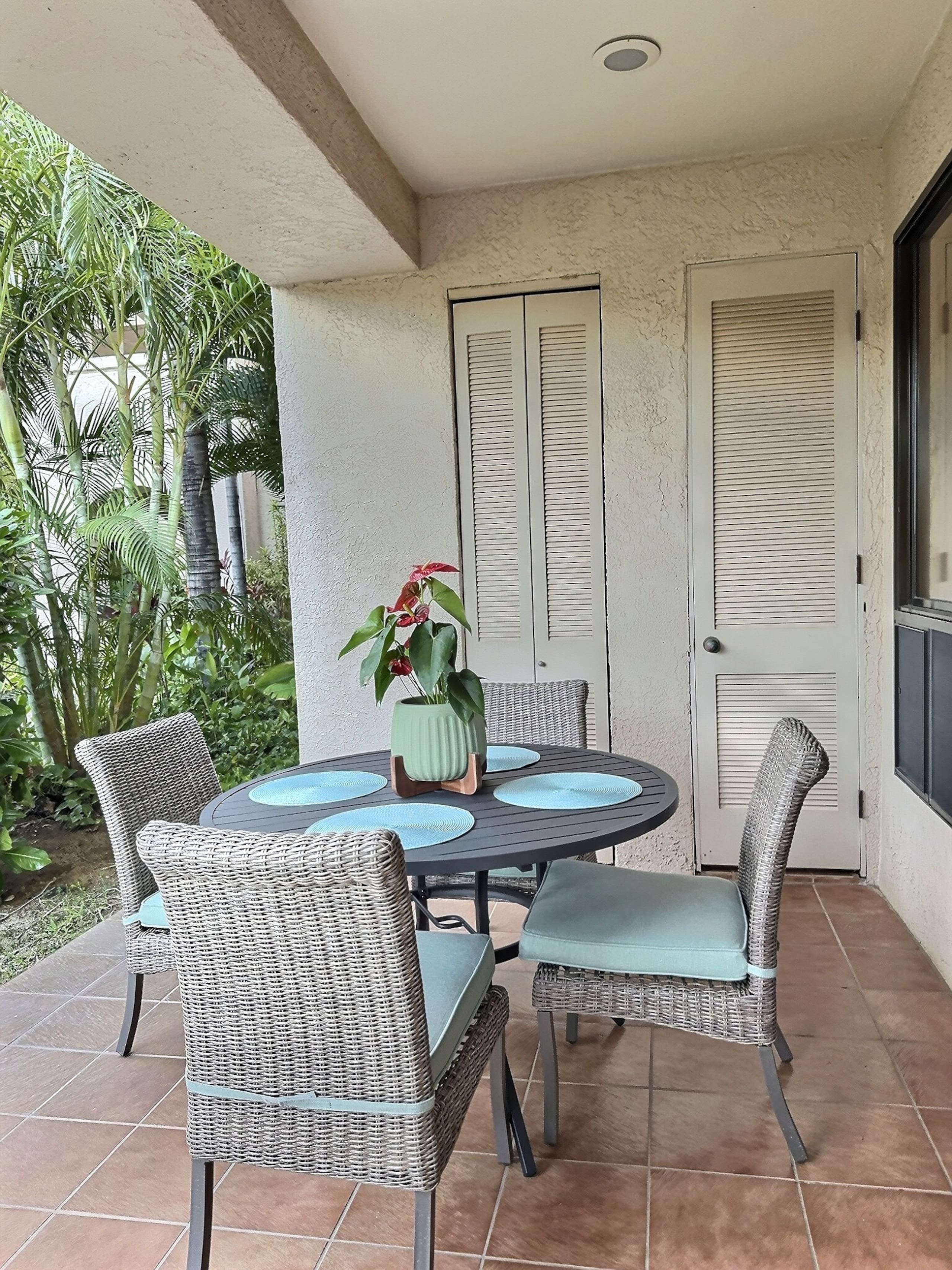 Great 2BR/1.5BA Ground Floor Near A-Bay & Shops - Photo 19