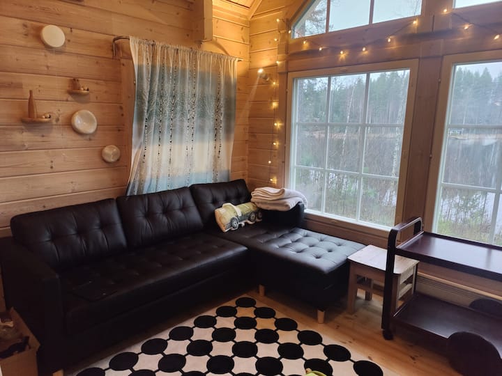 Lakeside Escape: Stylish Cottage With Sauna - Mäntyharju