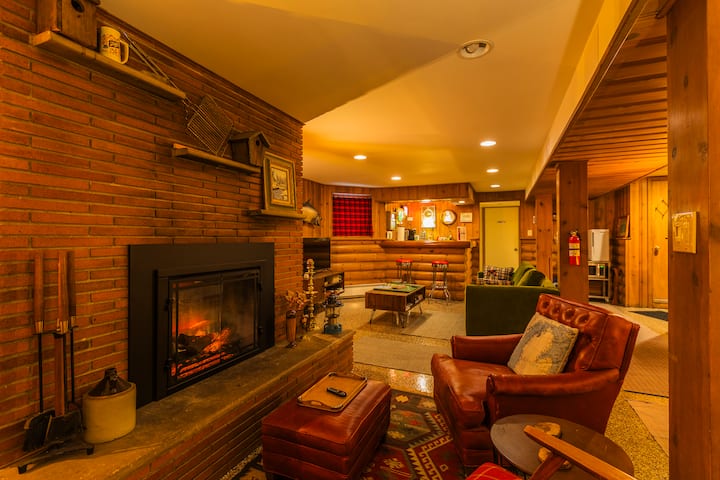 The Lodge Chicago - Chicago