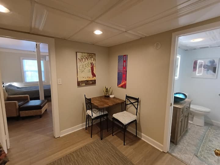 Private Apartment In Quiet Neighborhood! - Greenville, SC
