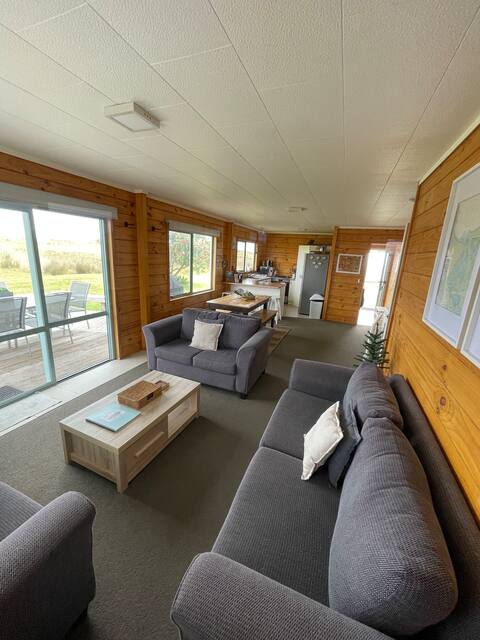 Successful Airbnb property: SEABED BACH in Doubtless Bay