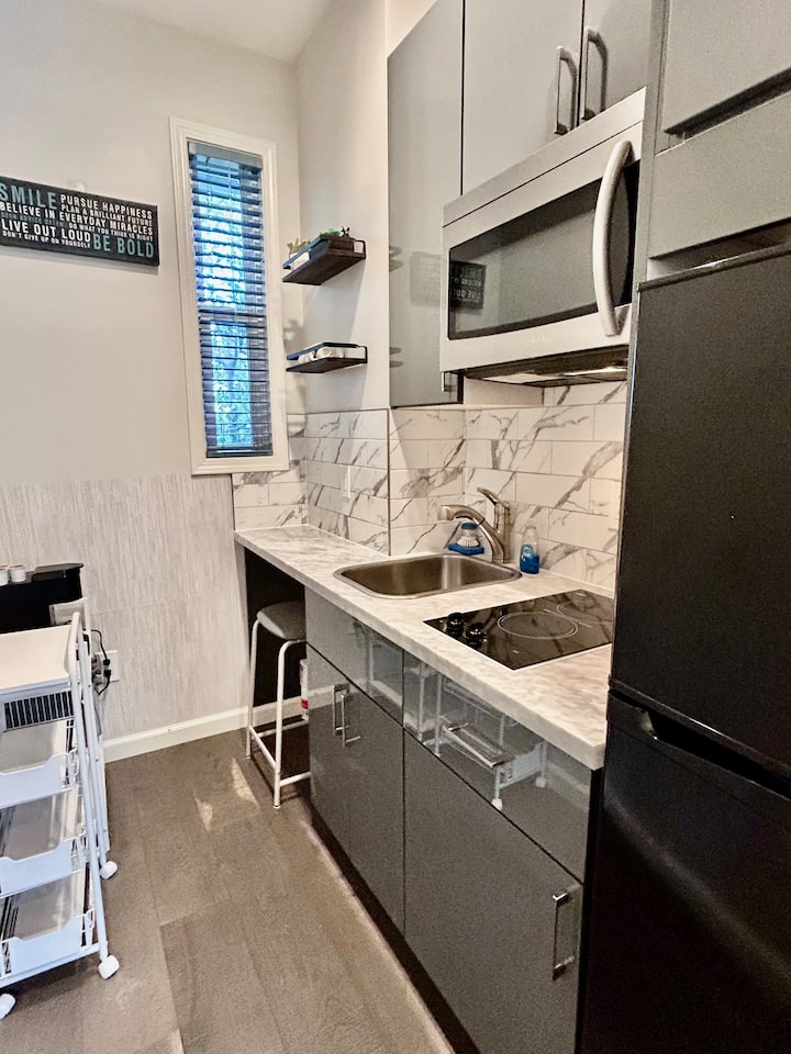 Newly-built Guesthouse With Complete Privacy - Redwood City, CA