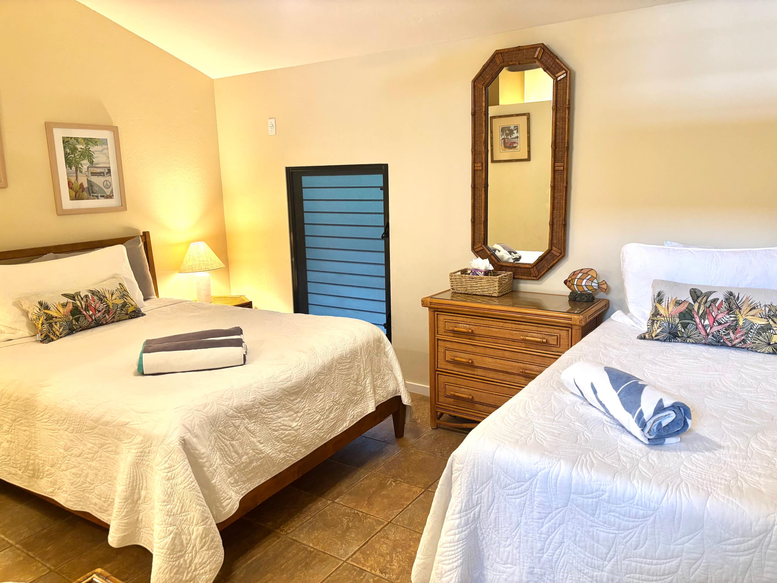 Townhouse in Lahaina · ★4.8 · 2 bedrooms · 4 beds · 2.5 baths - Image 4