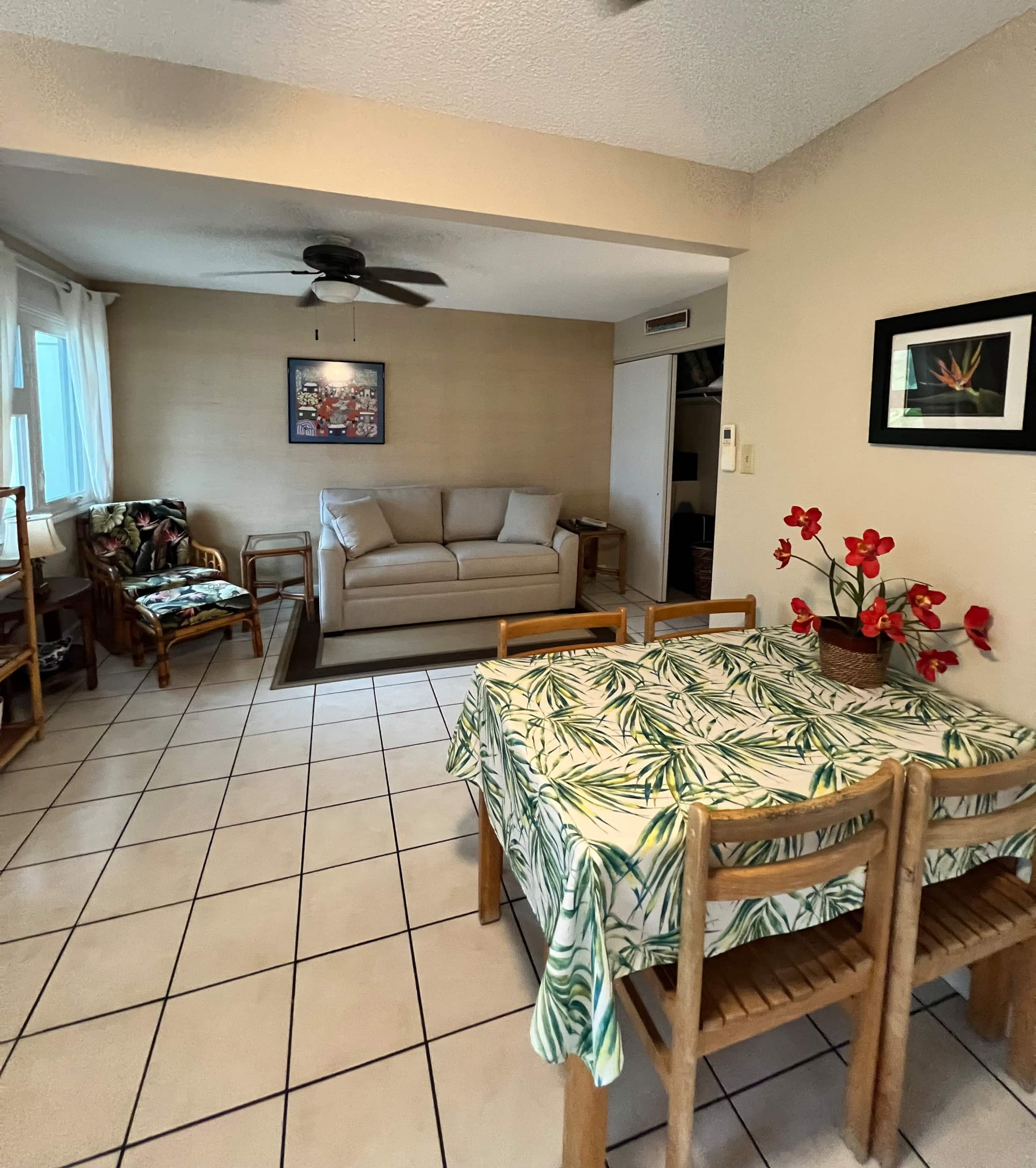 Home in Kailua · ★4.87 · 1 bedroom · 2 beds · 1 private bath - Image 3