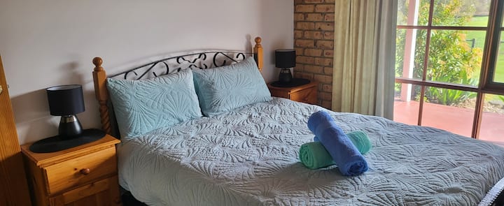 საწოლი 152 × 203 სმ