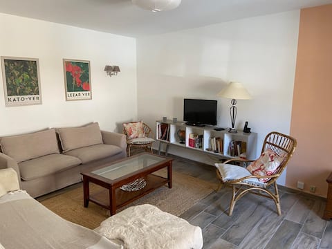 Large House in the Heart of Paray-le-Monial – 14p