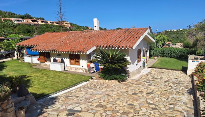 Panorama-villa 600 Meter Vom Meer Entfernt - Sardegna