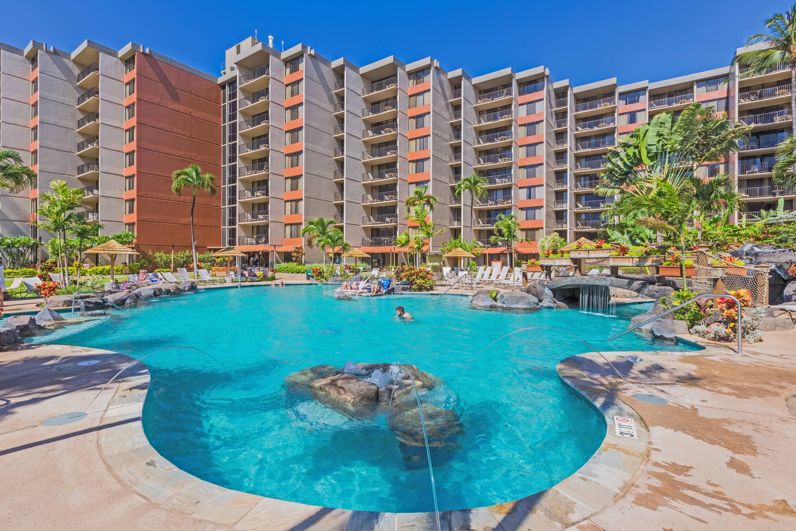 Condo in Lahaina · ★4.93 · 2 bedrooms · 5 beds · 2 baths - Image 44