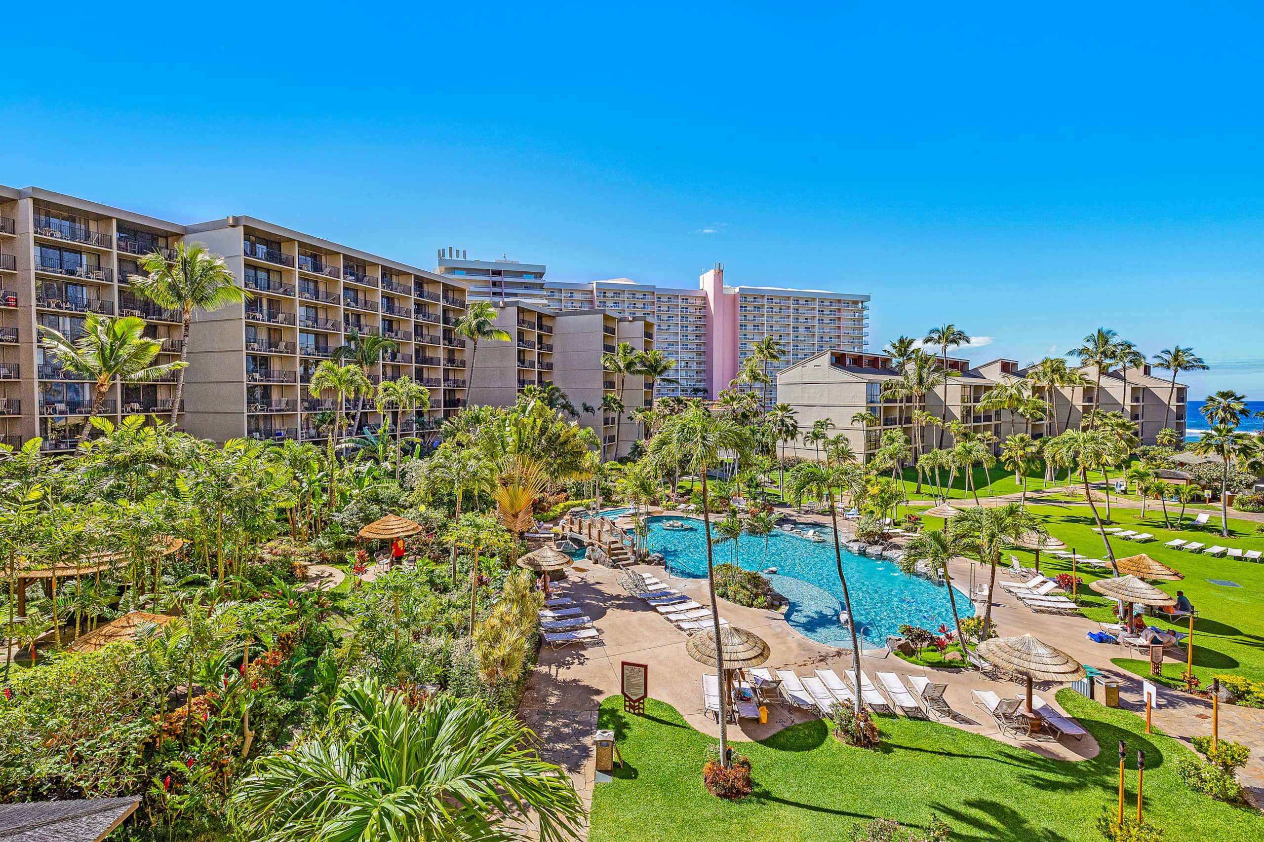 Condo in Lahaina · ★4.93 · 2 bedrooms · 5 beds · 2 baths - Image 41