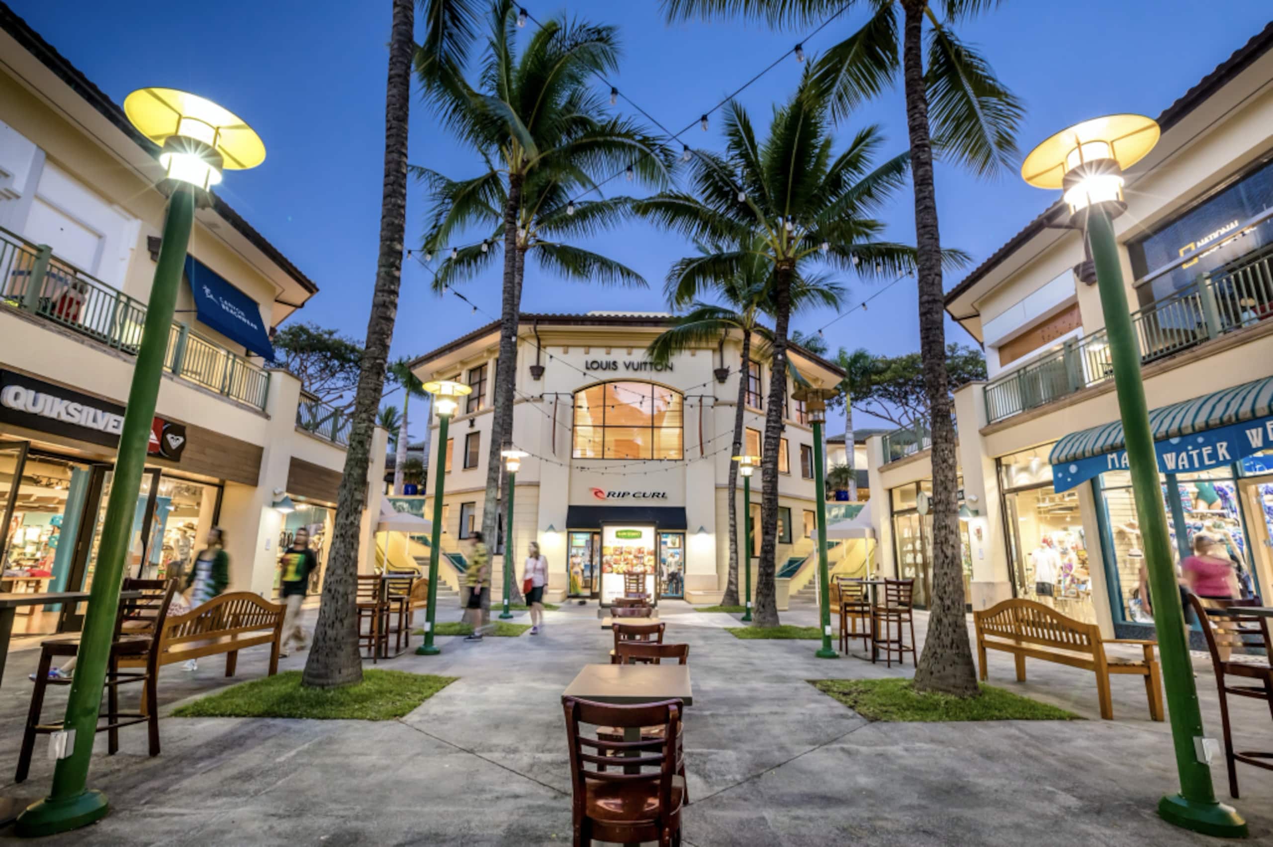 Condo in Lahaina · ★4.93 · 2 bedrooms · 5 beds · 2 baths - Image 62