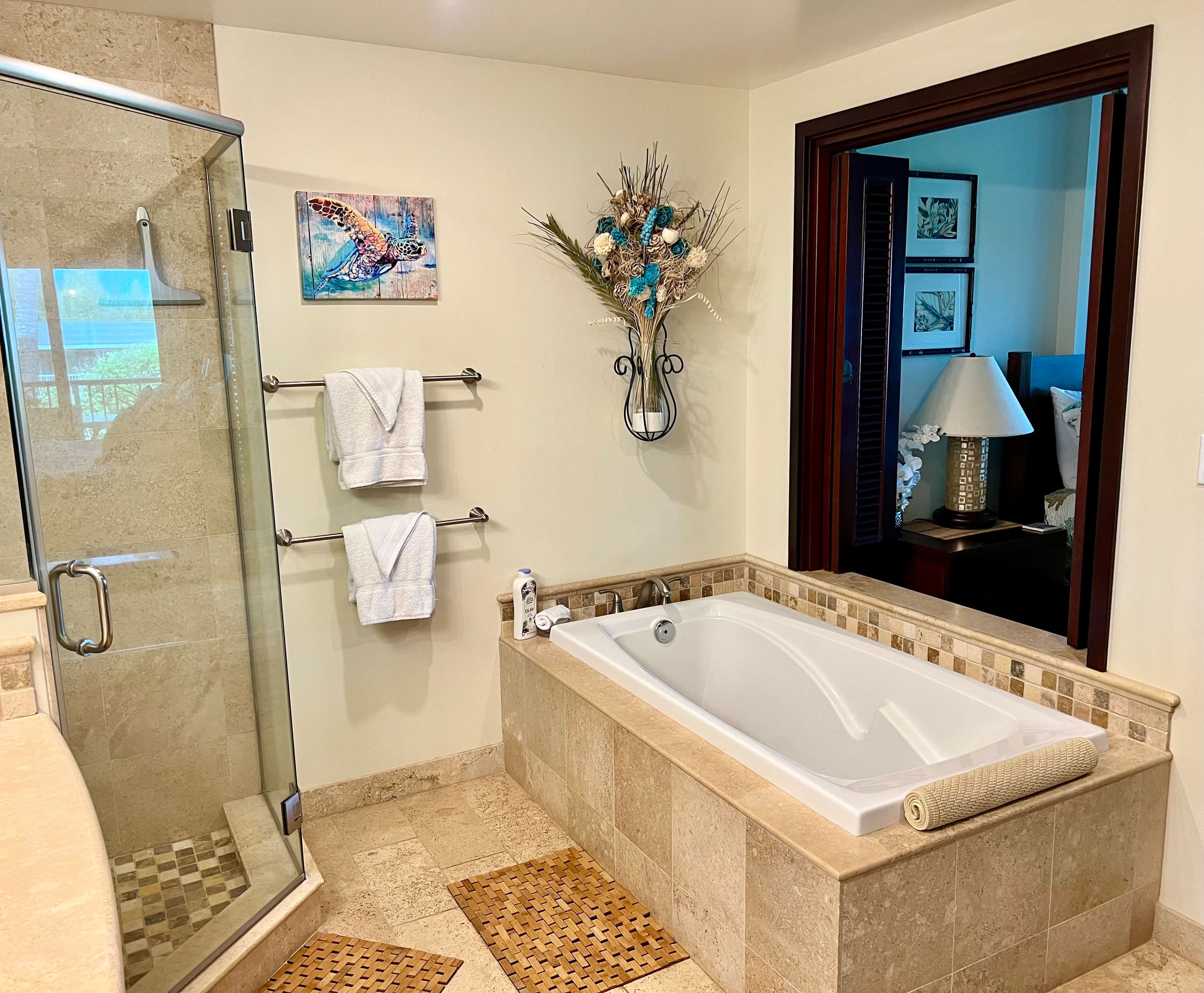 Kauai Paradise-3 hot-tubs-2Waterslides-2bdrm-3bath - Photo 32