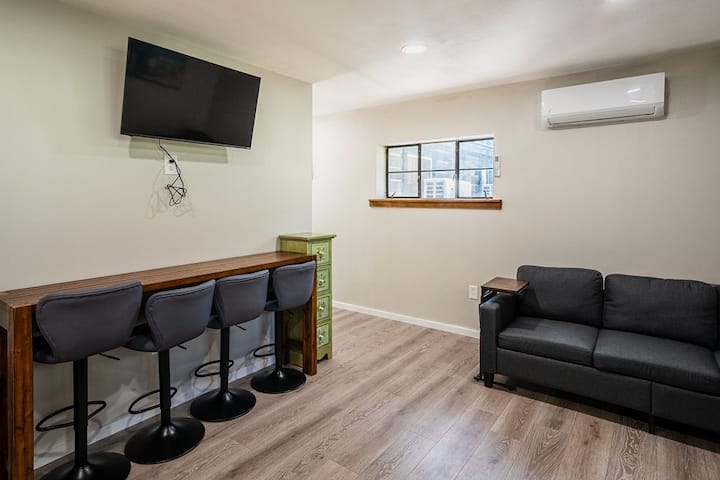 Modern Cabin - Green Mountain Falls, CO