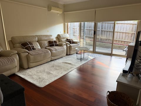 Popular Airbnb listing: Homely 3-Bedroom Retreat in Box Hill in Box Hill