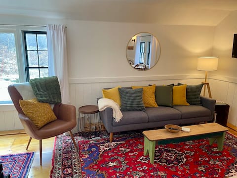 Renovated 2024! Spacious Apartment Living