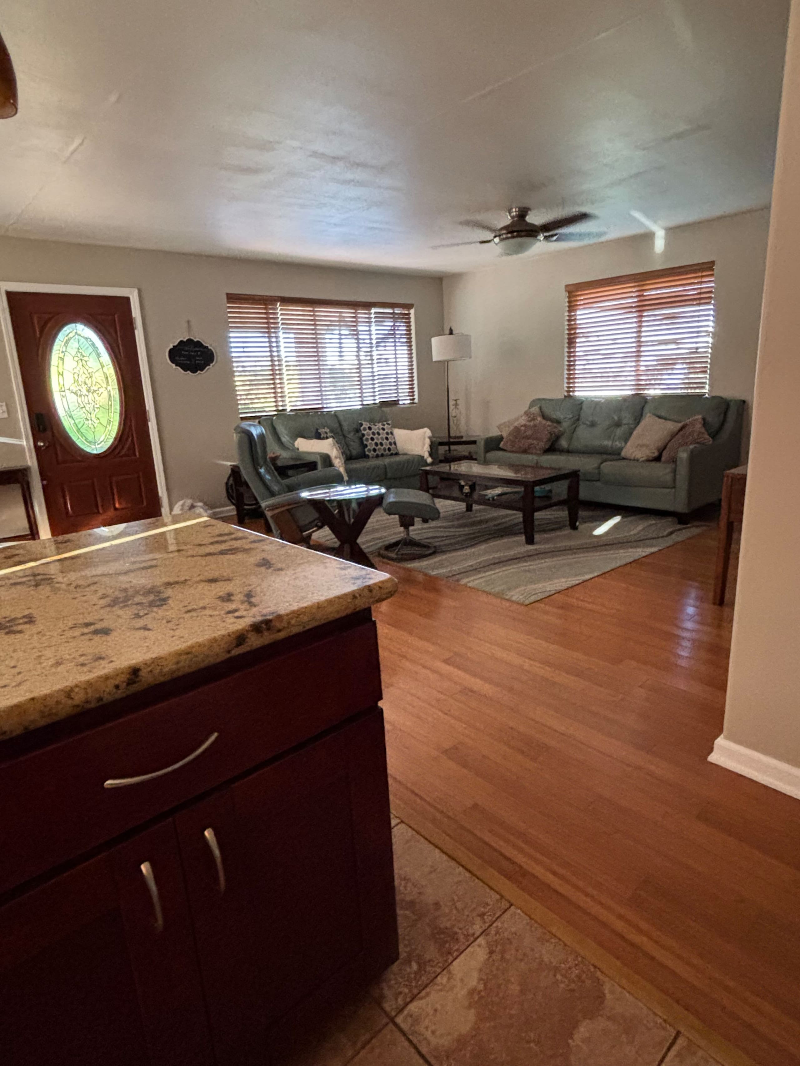 Home in Hilo · ★4.98 · 3 bedrooms · 4 beds · 2 baths - Image 4